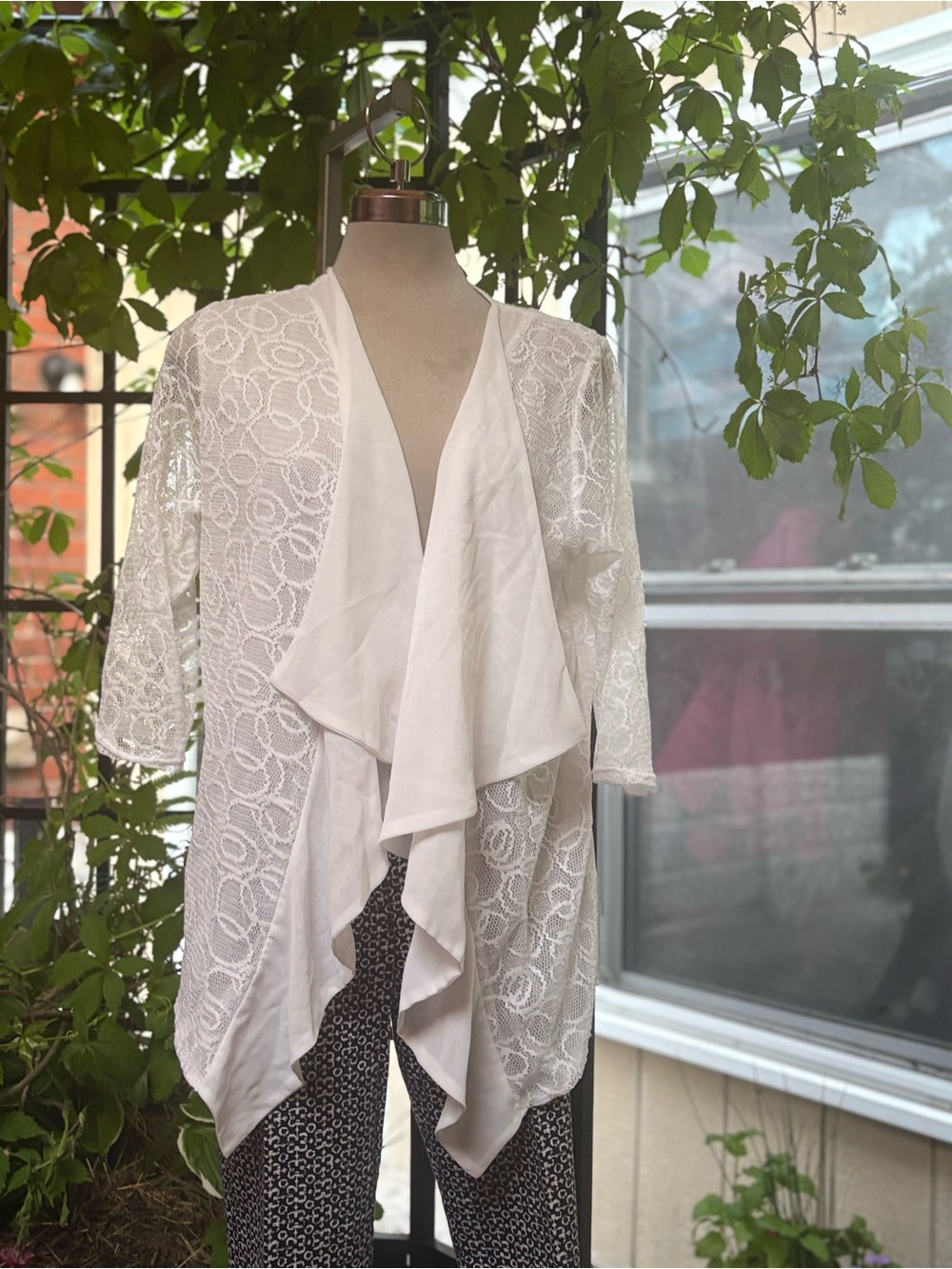 Beauty Creations White Lace Draped Open Front Blouse Size M